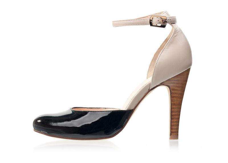 Damenschuh I